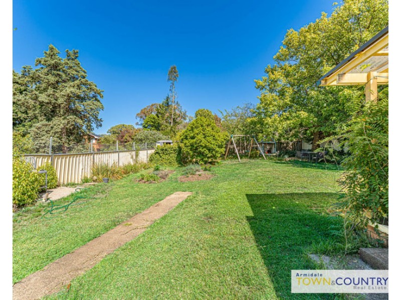 20 Glen Innes Road, Armidale NSW 2350