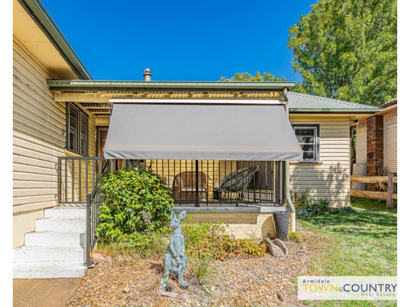 20 Glen Innes Road, Armidale NSW 2350