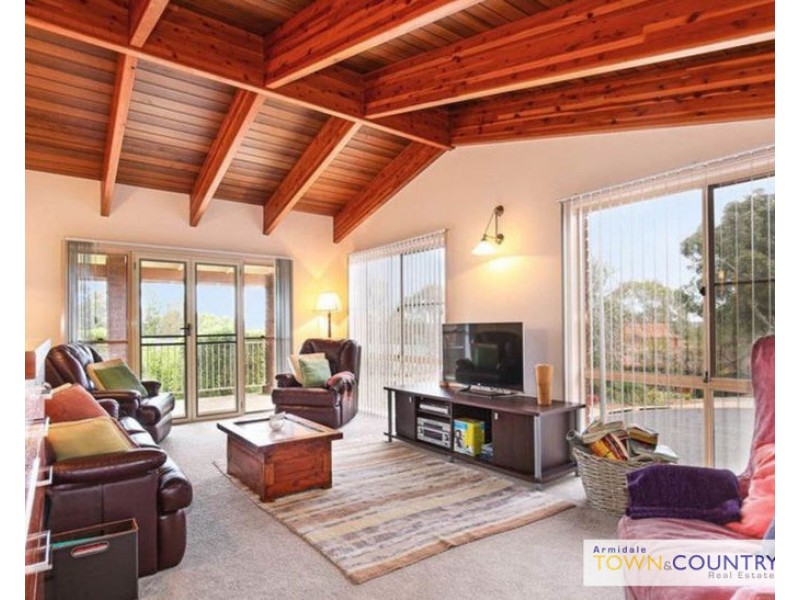 14 Eulahbar Crescent, Armidale NSW 2350