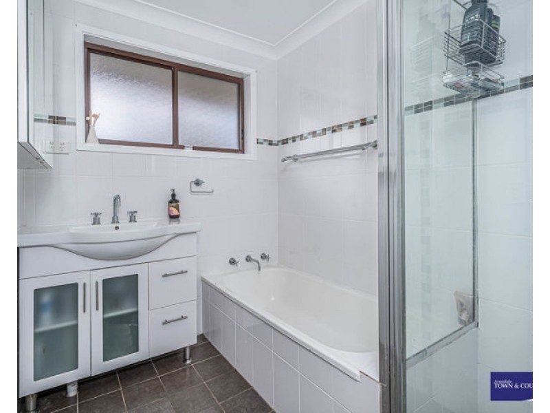 2 Oliver Avenue, Armidale NSW 2350