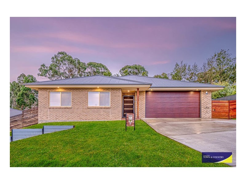 9 Grandview Crescent, Armidale NSW 2350
