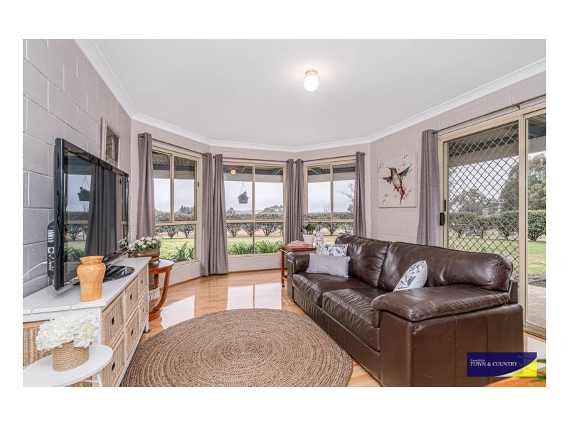 105 Marble Hill Road, Armidale NSW 2350