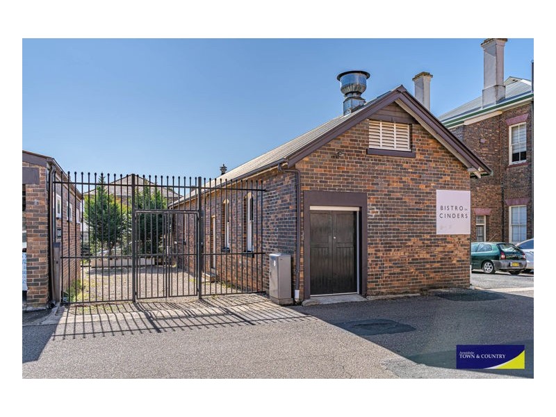 1/14 Cinders Lane, Armidale NSW 2350