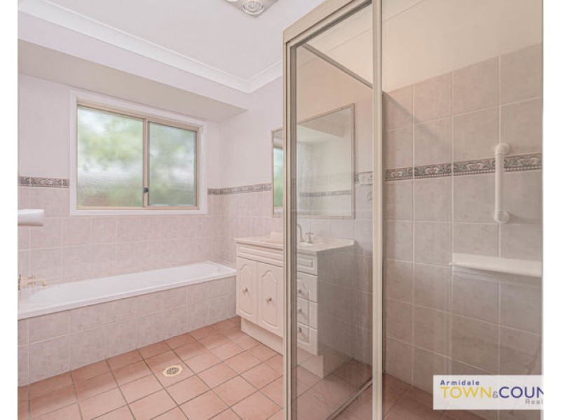 10 Kurrajong Close, Armidale NSW 2350