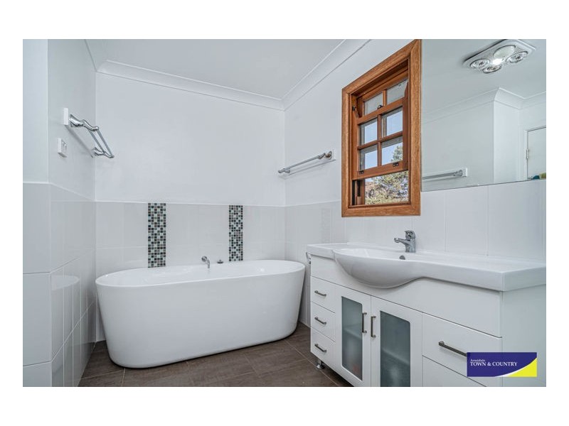 35 Old Inverell Road, Armidale NSW 2350