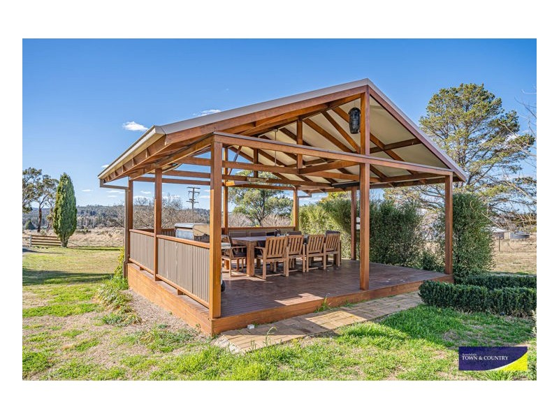 35 Old Inverell Road, Armidale NSW 2350