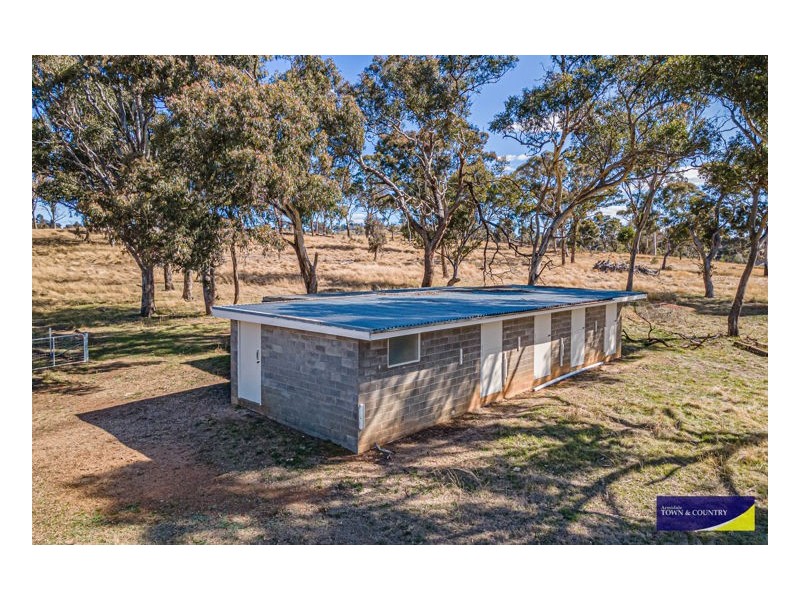 35 Old Inverell Road, Armidale NSW 2350