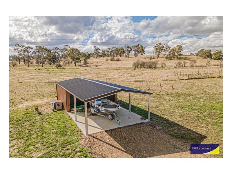 9 Lilley Lane, Armidale NSW 2350