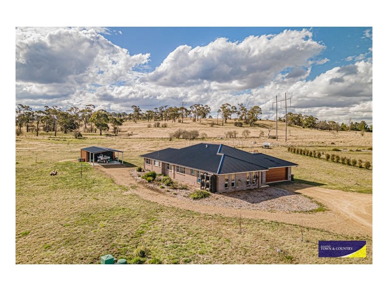 9 Lilley Lane, Armidale NSW 2350