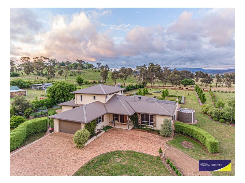 238 Bundarra Road, Armidale NSW 2350