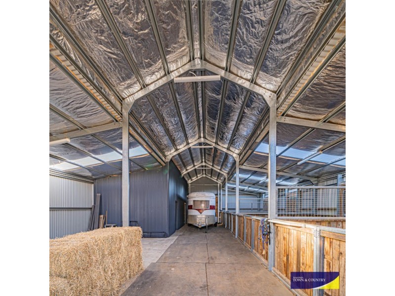 238 Bundarra Road, Armidale NSW 2350