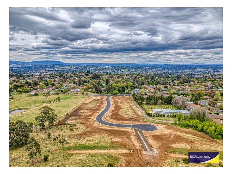 11 Melba Place, Armidale, Armidale NSW 2350