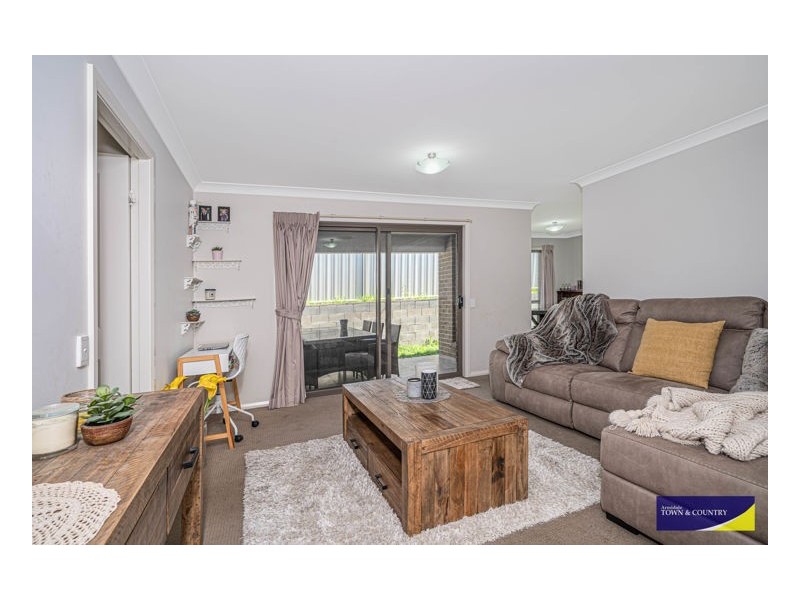 11 Earle Page Drive, Armidale NSW 2350