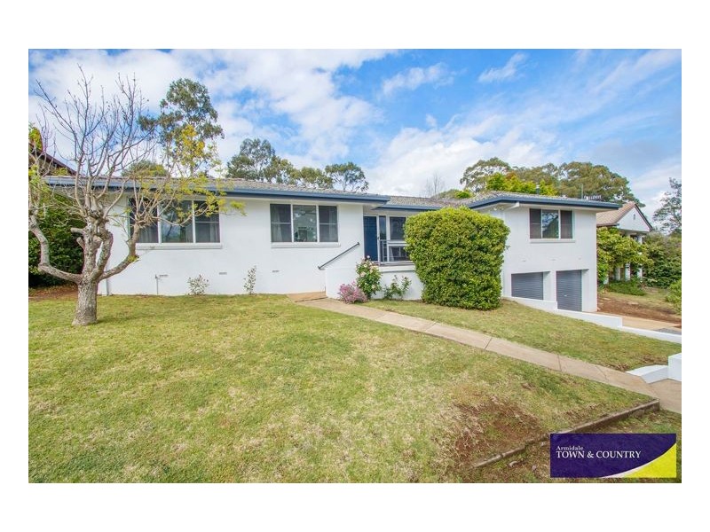 12 Turner Street, Armidale NSW 2350