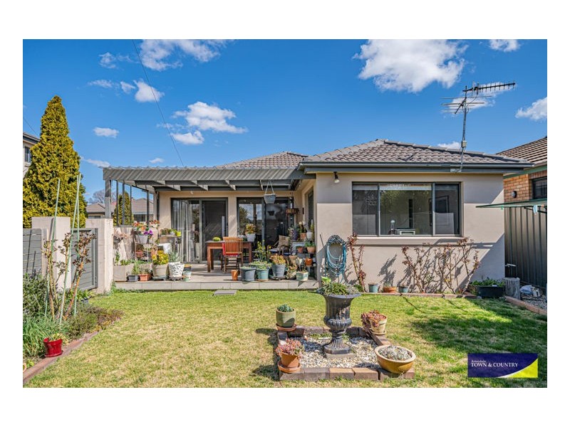 8 Oliver Avenue, Armidale NSW 2350