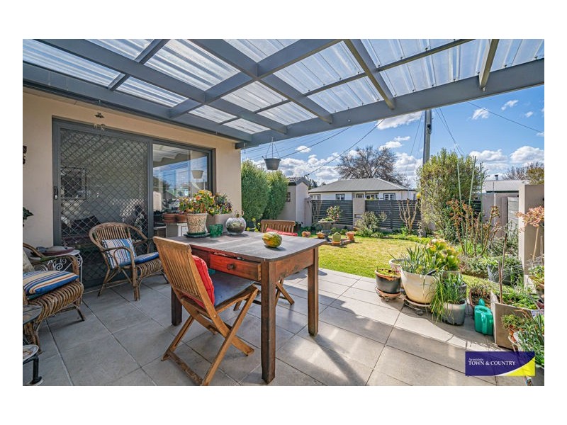 8 Oliver Avenue, Armidale NSW 2350