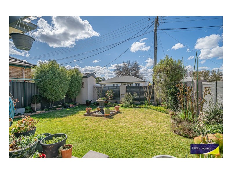 8 Oliver Avenue, Armidale NSW 2350