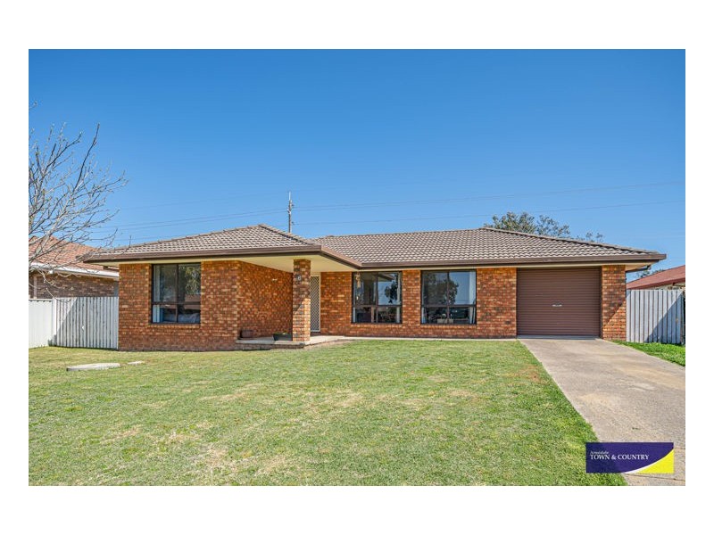 6 Evangelene Crescent, Armidale NSW 2350