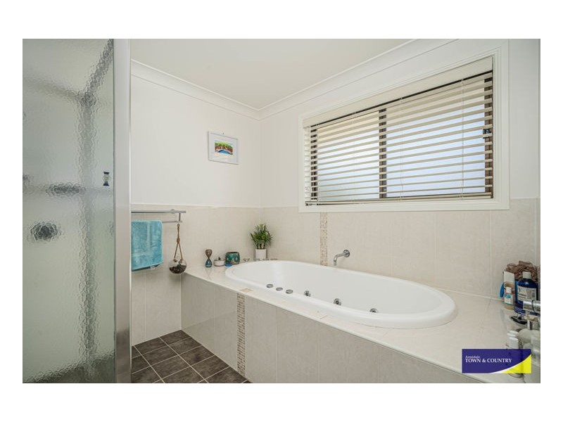 12 Bill Watson Court, Armidale NSW 2350