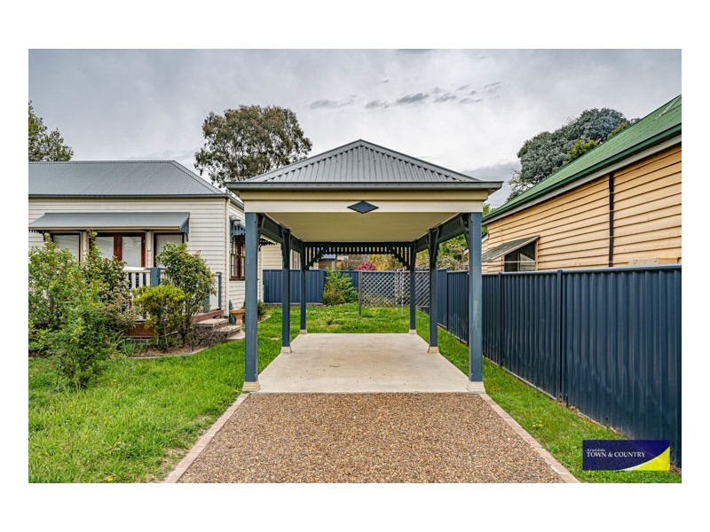 100 Butler Street, Armidale NSW 2350