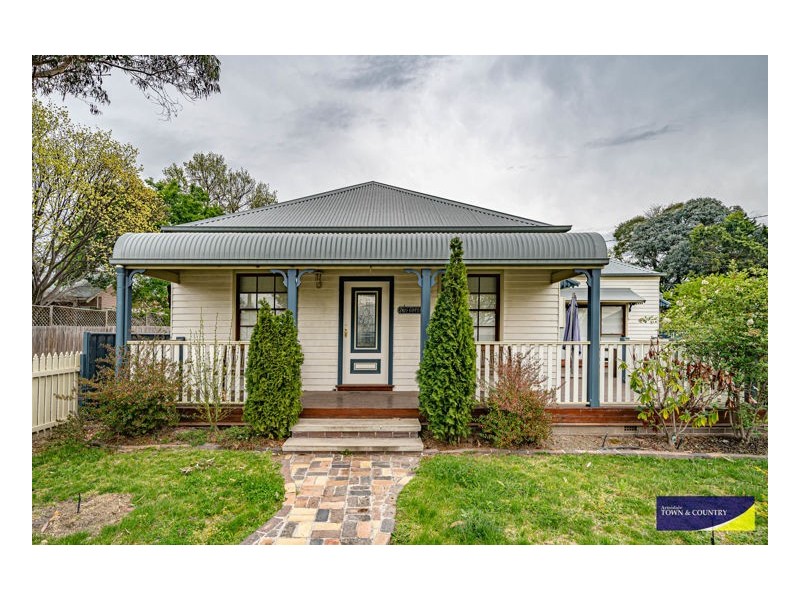 100 Butler Street, Armidale NSW 2350