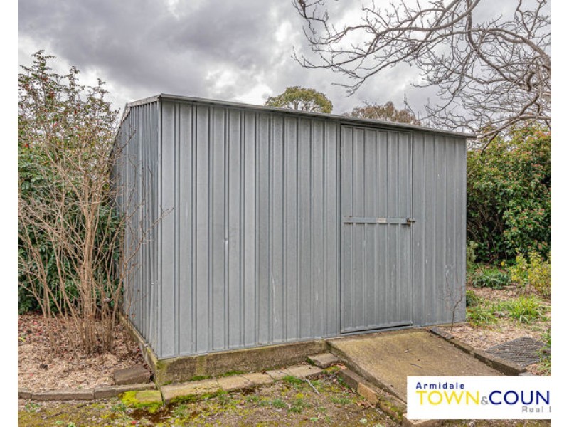 16 Douglas Street, Armidale NSW 2350