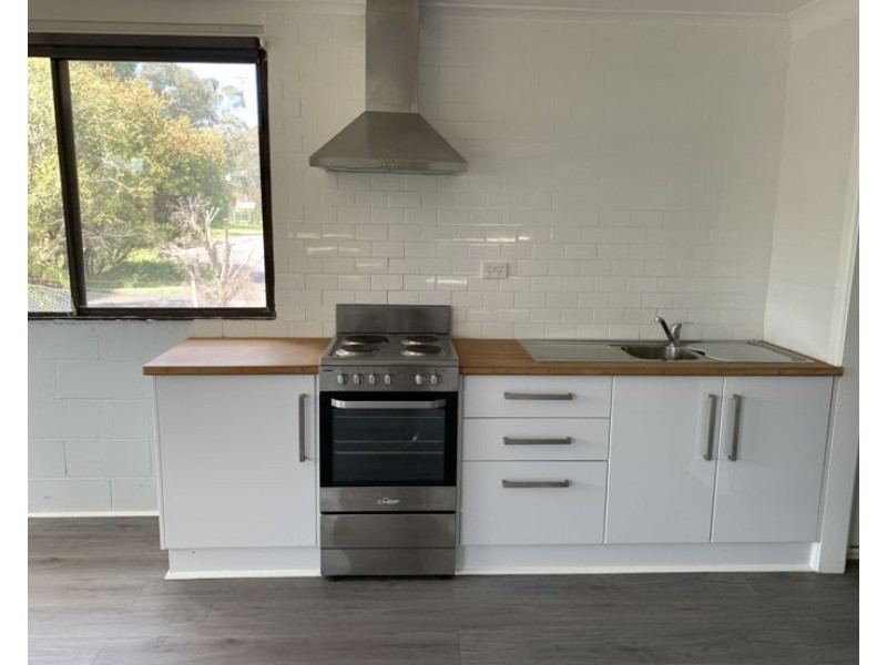 166 Bridge Street, Uralla NSW 2358