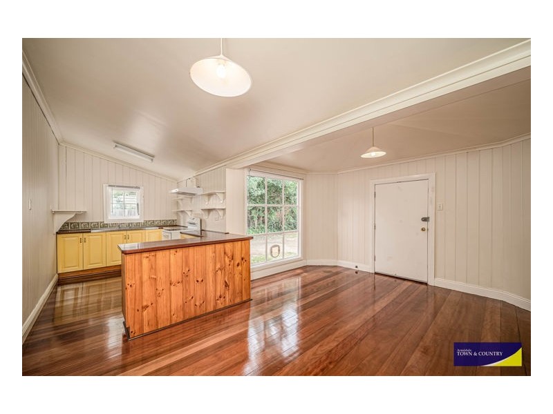 21 Marsh Street, Armidale NSW 2350