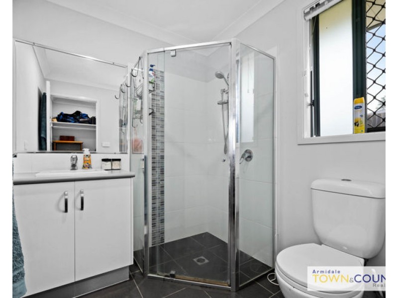 34 Claret Ash Drive, Guyra NSW 2365