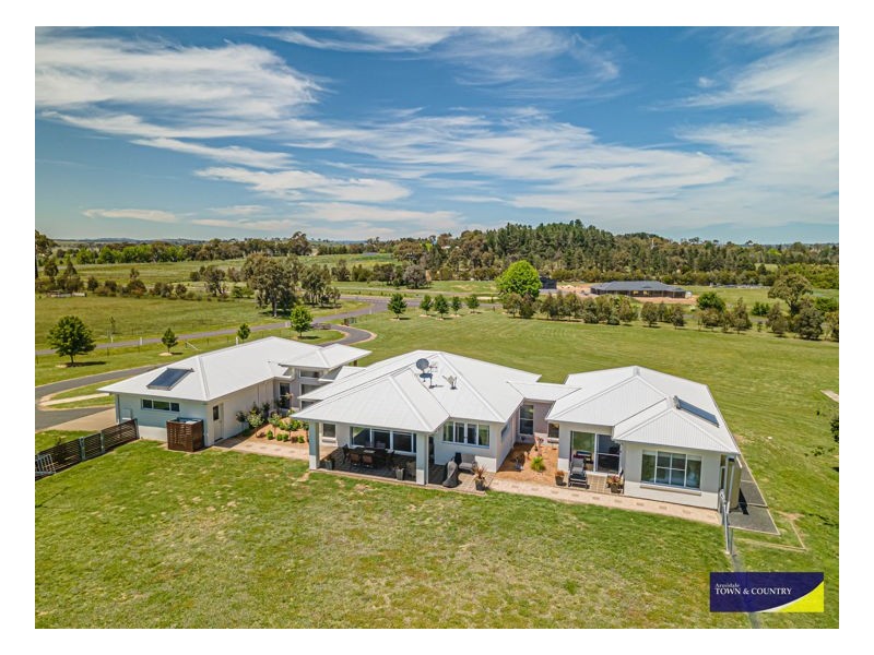 2-4 Post Way, Armidale NSW 2350