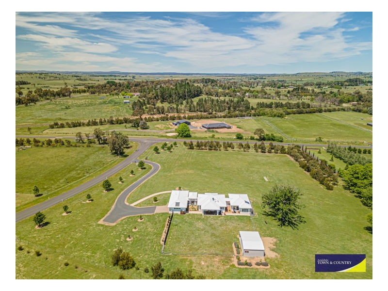 2-4 Post Way, Armidale NSW 2350