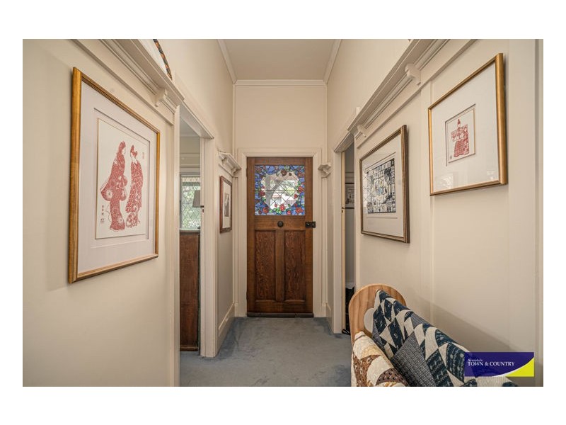 189 Marsh Street, Armidale NSW 2350