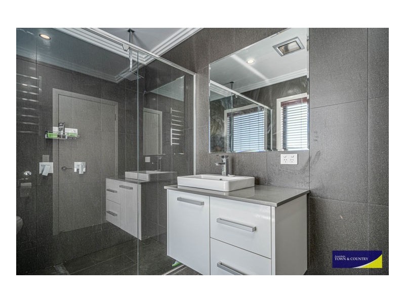 9-11 Post Way, Armidale NSW 2350