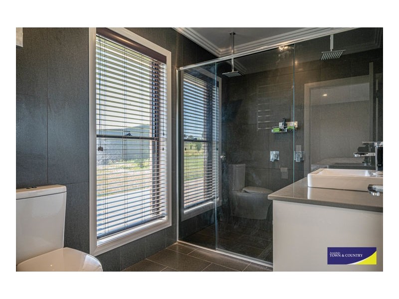 9-11 Post Way, Armidale NSW 2350