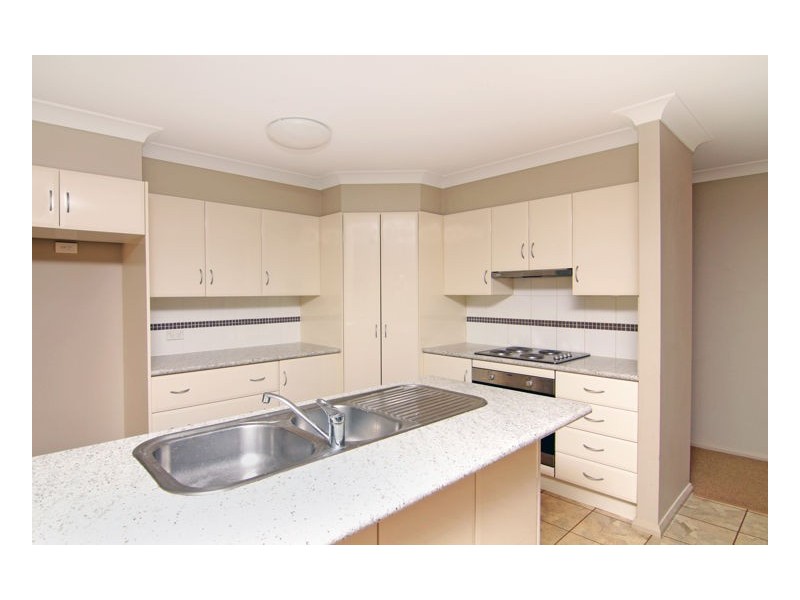 1/32 Golden Grove, Armidale NSW 2350