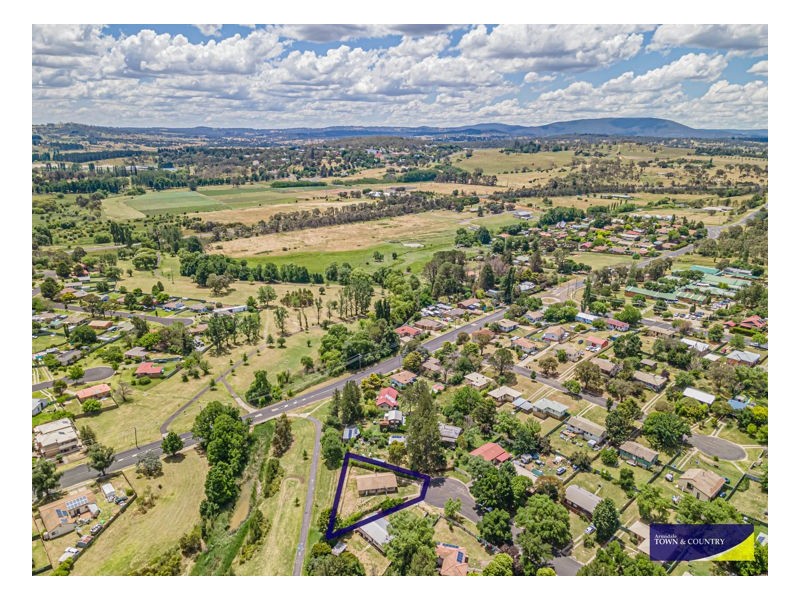 14 Tysoe Crescent, Armidale NSW 2350