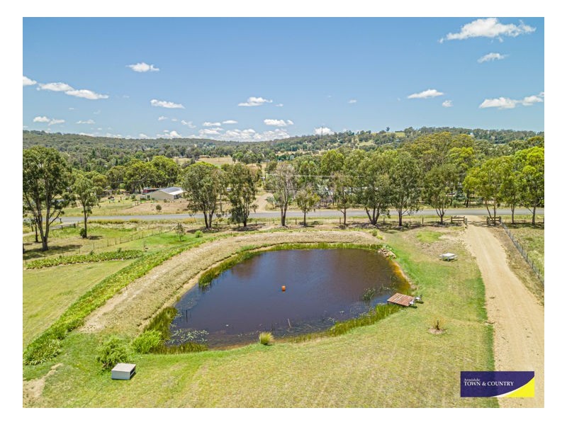 34 Invergowrie Road, Armidale NSW 2350