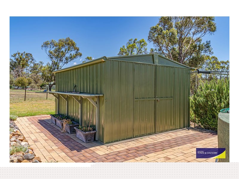 34 Invergowrie Road, Armidale NSW 2350