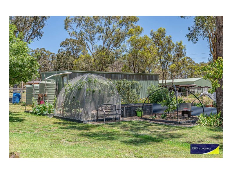 34 Invergowrie Road, Armidale NSW 2350