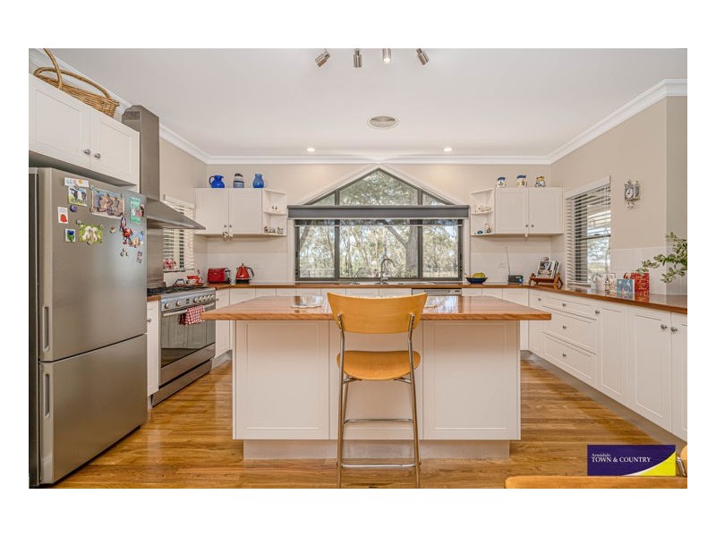 76 Ross Street, Armidale NSW 2350