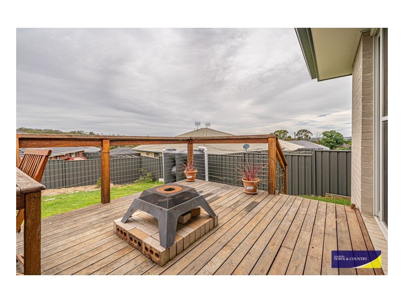 33a Arundel Drive, Armidale NSW 2350