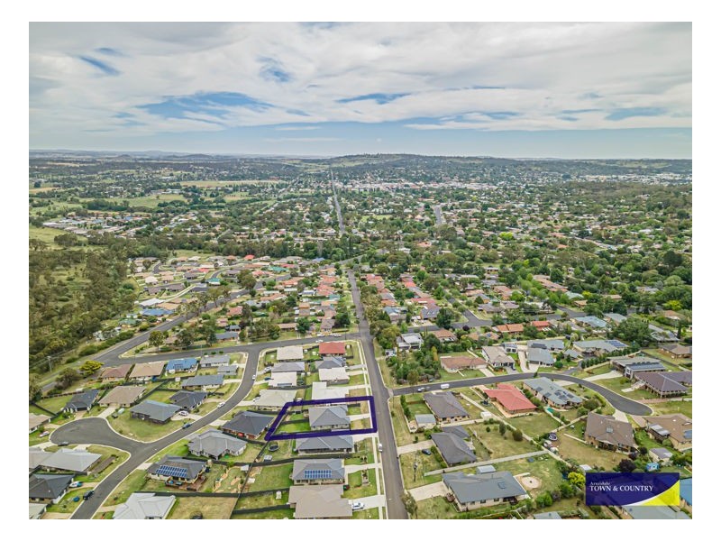 33a Arundel Drive, Armidale NSW 2350