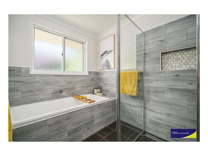 10 Eulahbar Crescent, Armidale NSW 2350