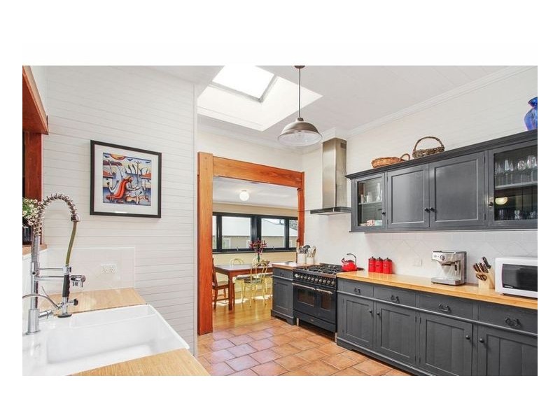 194 Marsh Street, Armidale NSW 2350