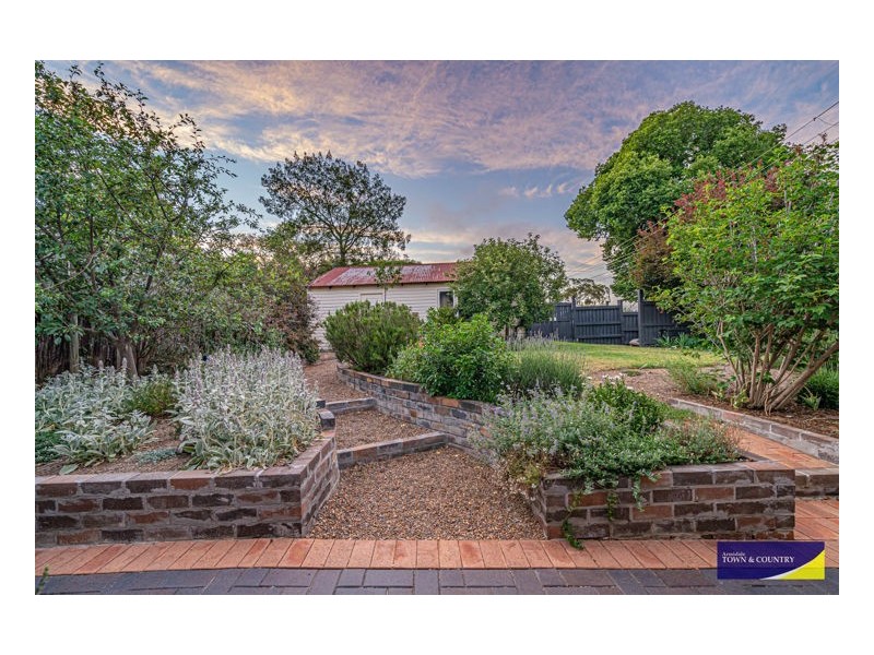 194 Marsh Street, Armidale NSW 2350