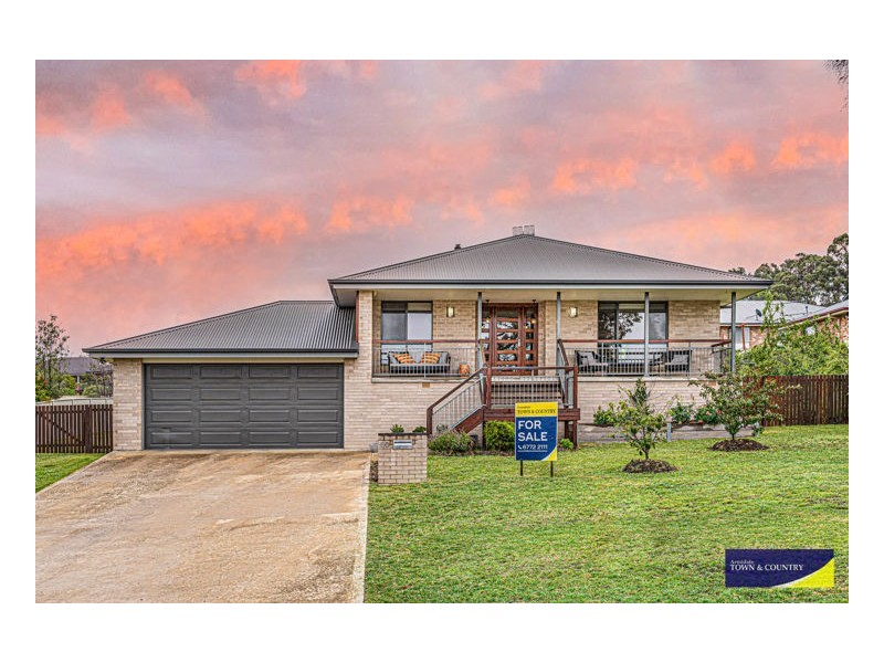30 Arundel Drive, Armidale NSW 2350