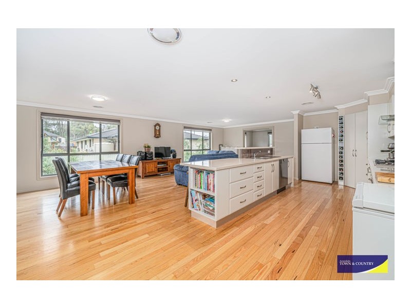 30 Arundel Drive, Armidale NSW 2350