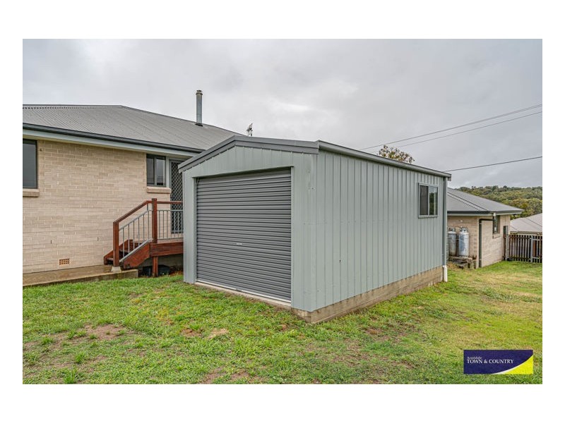 30 Arundel Drive, Armidale NSW 2350