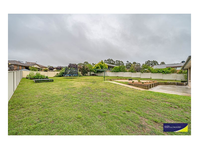 30 Arundel Drive, Armidale NSW 2350