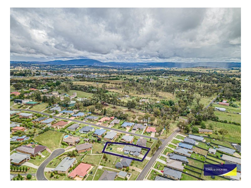 30 Arundel Drive, Armidale NSW 2350